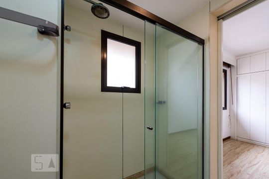 Banheiro da Suíte de apartamento para alugar com 2 quartos, 92m² em Ipanema, Rio de Janeiro