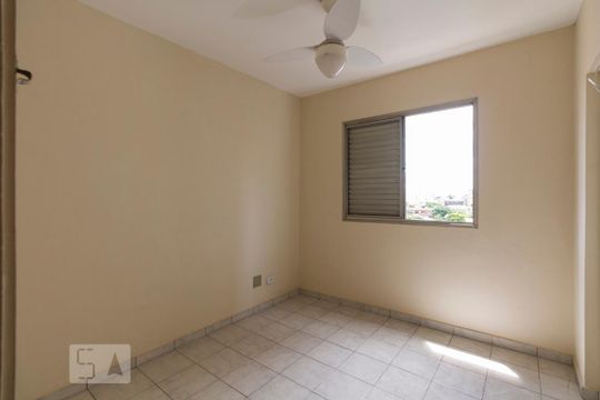 Quarto 1 de apartamento à venda com 2 quartos, 70m² em Vila Alexandria, São Paulo