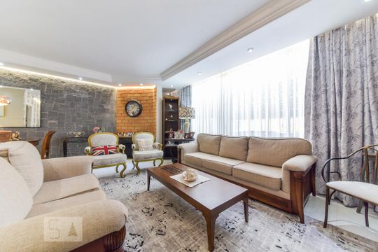 Casa à venda com 3 quartos, 280m² em Nova Petrópolis, São Bernardo do Campo