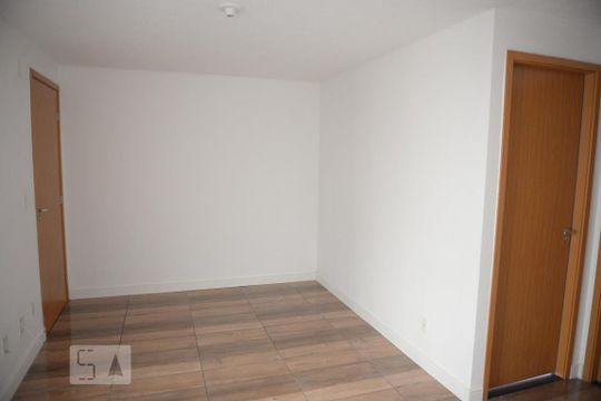 Sala de apartamento para alugar com 2 quartos, 42m² em Igara, Canoas