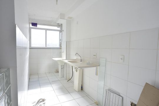Cozinha de apartamento à venda com 2 quartos, 48m² em Taquara, Rio de Janeiro