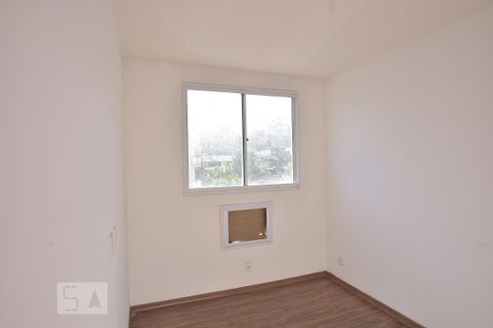 Quarto 1 de apartamento à venda com 2 quartos, 48m² em Taquara, Rio de Janeiro