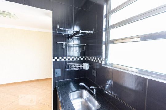 Cozinha de apartamento à venda com 1 quarto, 49m² em Vila Guarani (z Sul), São Paulo