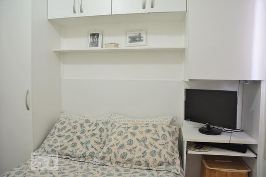 Quarto 1 de apartamento à venda com 2 quartos, 52m² em Taquara, Rio de Janeiro