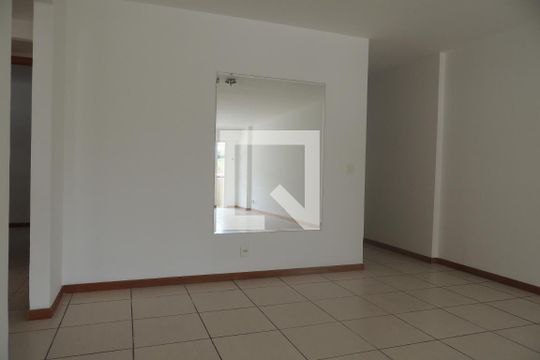 Sala de apartamento à venda com 4 quartos, 129m² em Freguesia (jacarepaguá), Rio de Janeiro