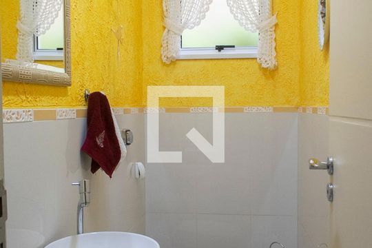 Lavabo de casa à venda com 3 quartos, 200m² em Tucuruvi, São Paulo