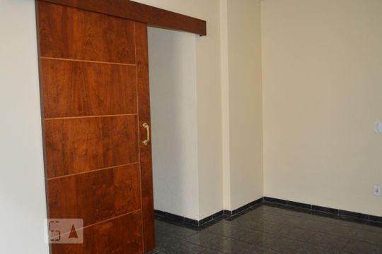 Sala de apartamento à venda com 2 quartos, 61m² em Fonseca, Niterói