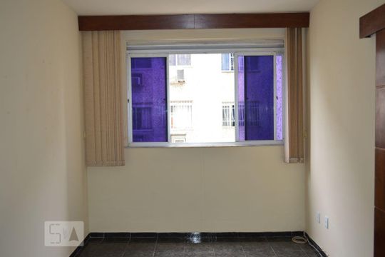 Sala de apartamento à venda com 2 quartos, 61m² em Fonseca, Niterói
