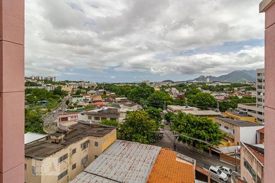 Vista da Área de Serviço de apartamento à venda com 3 quartos, 179m² em Taquara, Rio de Janeiro