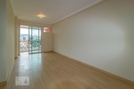Sala de apartamento à venda com 3 quartos, 179m² em Taquara, Rio de Janeiro