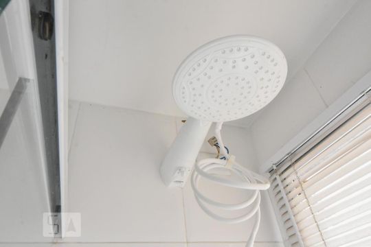 Banheiro de apartamento para alugar com 1 quarto, 62m² em Campo Belo, São Paulo
