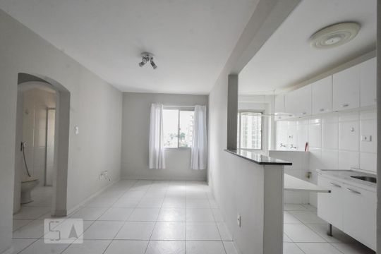 Apartamento para alugar com 1 quarto, 62m² em Campo Belo, São Paulo
