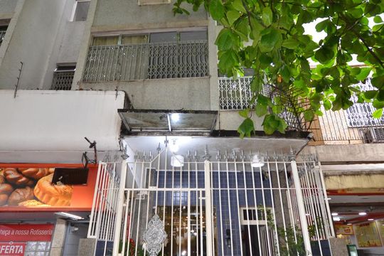 Fachada de apartamento à venda com 2 quartos, 66m² em Laranjeiras, Rio de Janeiro