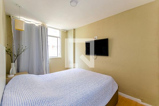 Quarto 1 de apartamento à venda com 2 quartos, 55m² em Santa Rosa, Niterói