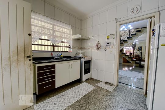 Casa à venda com 4 quartos, 152m² em Vila Oratório, São Paulo
