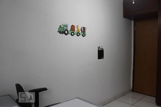 QUARTO 2 de casa à venda com 3 quartos, 150m² em Vila Salete, São Paulo