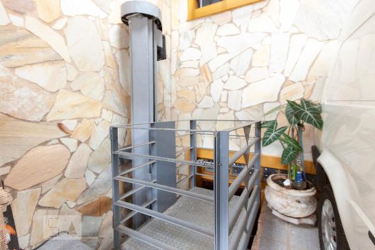 Elevador - Garagem para sala de casa à venda com 5 quartos, 290m² em Parque dos Jacarandás, Campinas