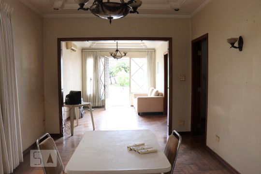 Sala de casa para alugar com 3 quartos, 250m² em Vila Monumento, São Paulo