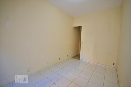 Quarto de apartamento à venda com 1 quarto, 32m² em Catete, Rio de Janeiro
