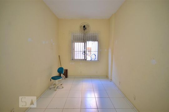 Quarto de apartamento à venda com 1 quarto, 32m² em Catete, Rio de Janeiro