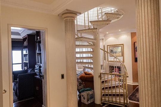 Hall de Entrada de apartamento à venda com 5 quartos, 496m² em Vila Santo Estevão, São Paulo