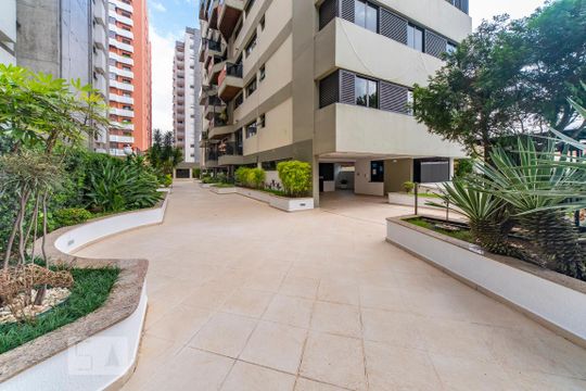 Área comum de apartamento à venda com 4 quartos, 135m² em Centro, Santo André