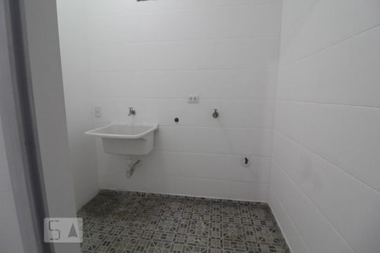 Área de serviço de casa à venda com 2 quartos, 130m² em Santa Paula, São Caetano do Sul