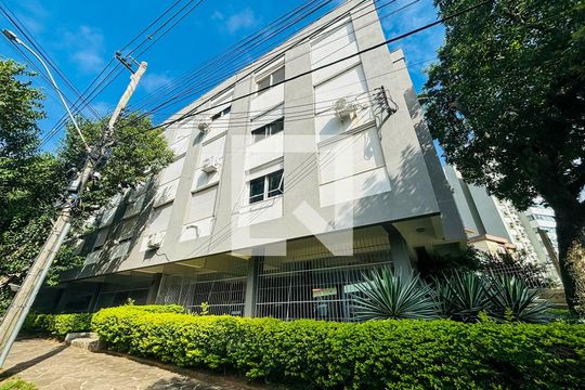 Fachada de kitnet/studio à venda com 1 quarto, 35m² em Passo da Areia, Porto Alegre