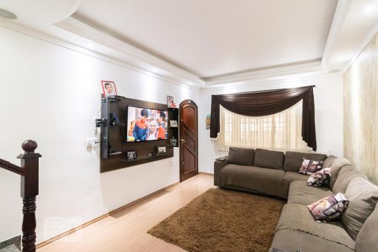 Casa à venda com 3 quartos, 180m² em Parque Boturussu, São Paulo