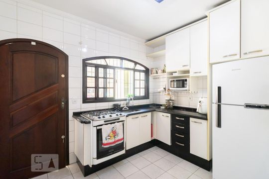 Cozinha de casa à venda com 3 quartos, 180m² em Parque Boturussu, São Paulo