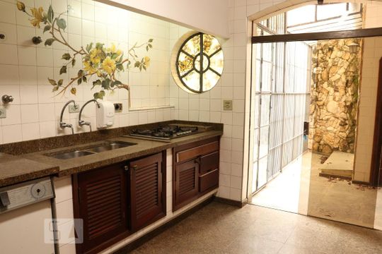 Cozinha de casa à venda com 4 quartos, 450m² em Jardim da Glória, São Paulo