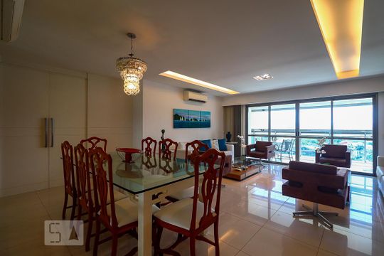 Sala de apartamento para alugar com 4 quartos, 206m² em Barra da Tijuca, Rio de Janeiro