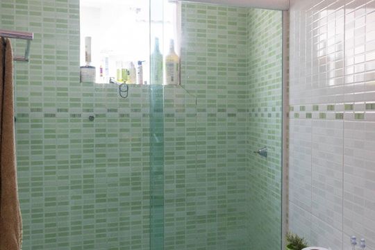 Banheiro da Suíte 1 de casa à venda com 4 quartos, 350m² em Jardim Maria Estela, São Paulo