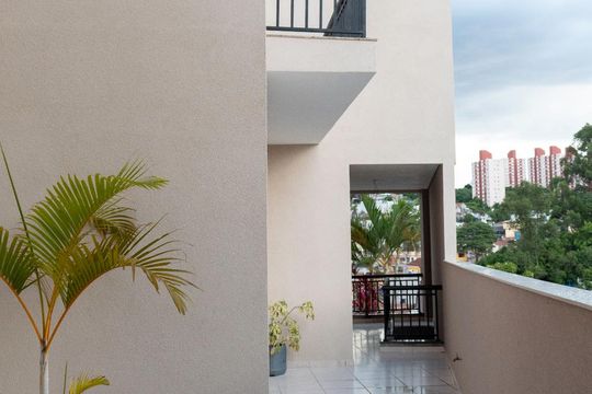 Corredor de casa à venda com 4 quartos, 350m² em Jardim Maria Estela, São Paulo