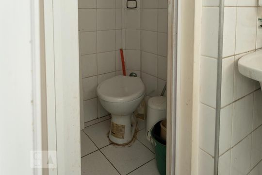 Banheiro de apartamento à venda com 2 quartos, 68m² em Chácara Inglesa, São Paulo