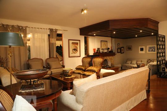 Sala de casa para alugar com 4 quartos, 438m² em Jardim Morumbi, São Paulo