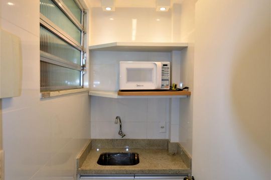 Cozinha de apartamento para alugar com 1 quarto, 30m² em Centro, Rio de Janeiro
