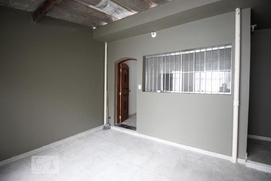 Garagem de casa à venda com 2 quartos, 180m² em Planalto Paulista, São Paulo