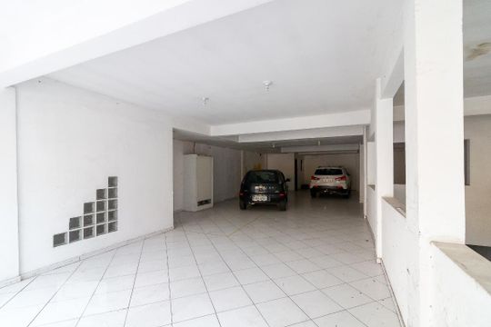 Garagem de casa à venda com 5 quartos, 500m² em Jardim Gumercindo, Guarulhos