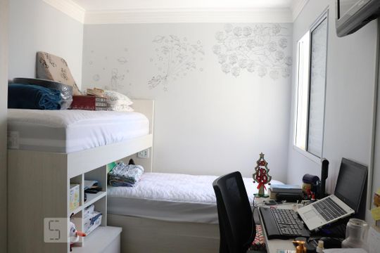 Quarto 1 de apartamento à venda com 2 quartos, 56m² em Jardim Cristiane, Santo André