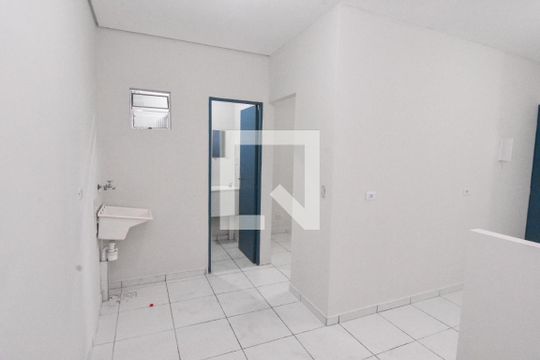 Sala de kitnet/studio à venda com 1 quarto, 28m² em Vila Tolstoi, São Paulo