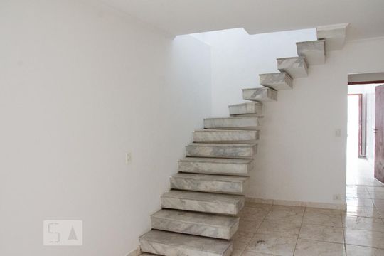 Sala - Escada de casa à venda com 3 quartos, 200m² em Jardim Guanca, São Paulo