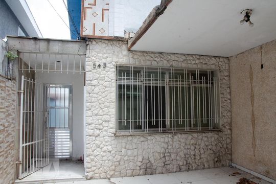 Garagem de casa à venda com 3 quartos, 200m² em Jardim Guanca, São Paulo