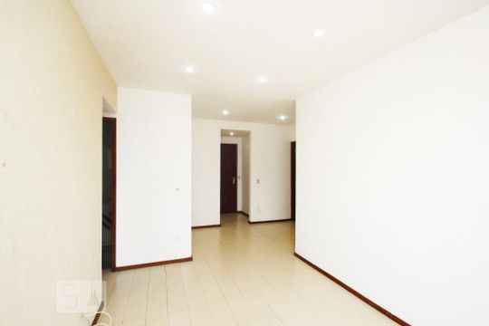 Sala de apartamento para alugar com 2 quartos, 78m² em Botafogo, Rio de Janeiro