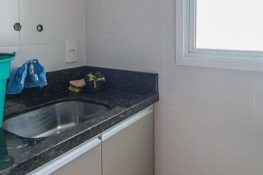 Área de Serviço de apartamento para alugar com 2 quartos, 60m² em Medianeira, Porto Alegre