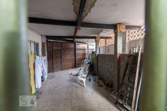 Vista quarto 1 de casa à venda com 3 quartos, 180m² em Jardim Santa Francisca, Guarulhos