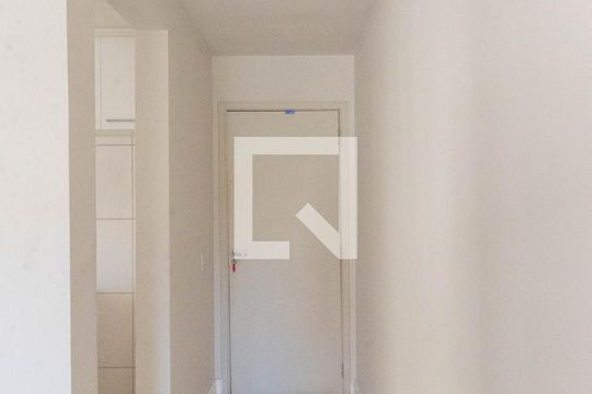 Hall de entrada de apartamento à venda com 2 quartos, 50m² em Jardim Santa Lúcia, Campinas