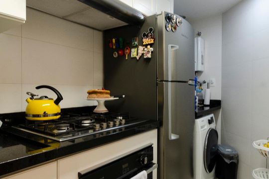 Cozinha de apartamento para alugar com 2 quartos, 82m² em Pinheiros, São Paulo