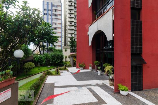 Área comum de apartamento para alugar com 2 quartos, 82m² em Pinheiros, São Paulo