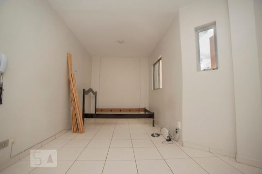 Apartamento para alugar com 1 quarto, 31m² em Bigorrilho, Curitiba